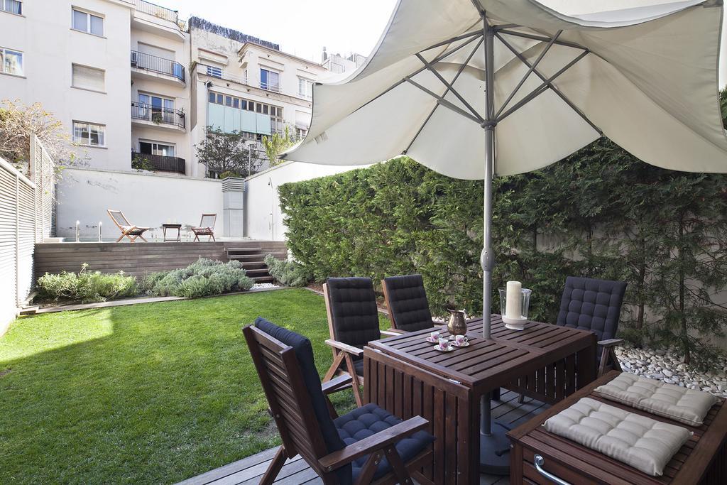 Apartment Barcelona Rentals - Private Pool And Garden Center Экстерьер фото